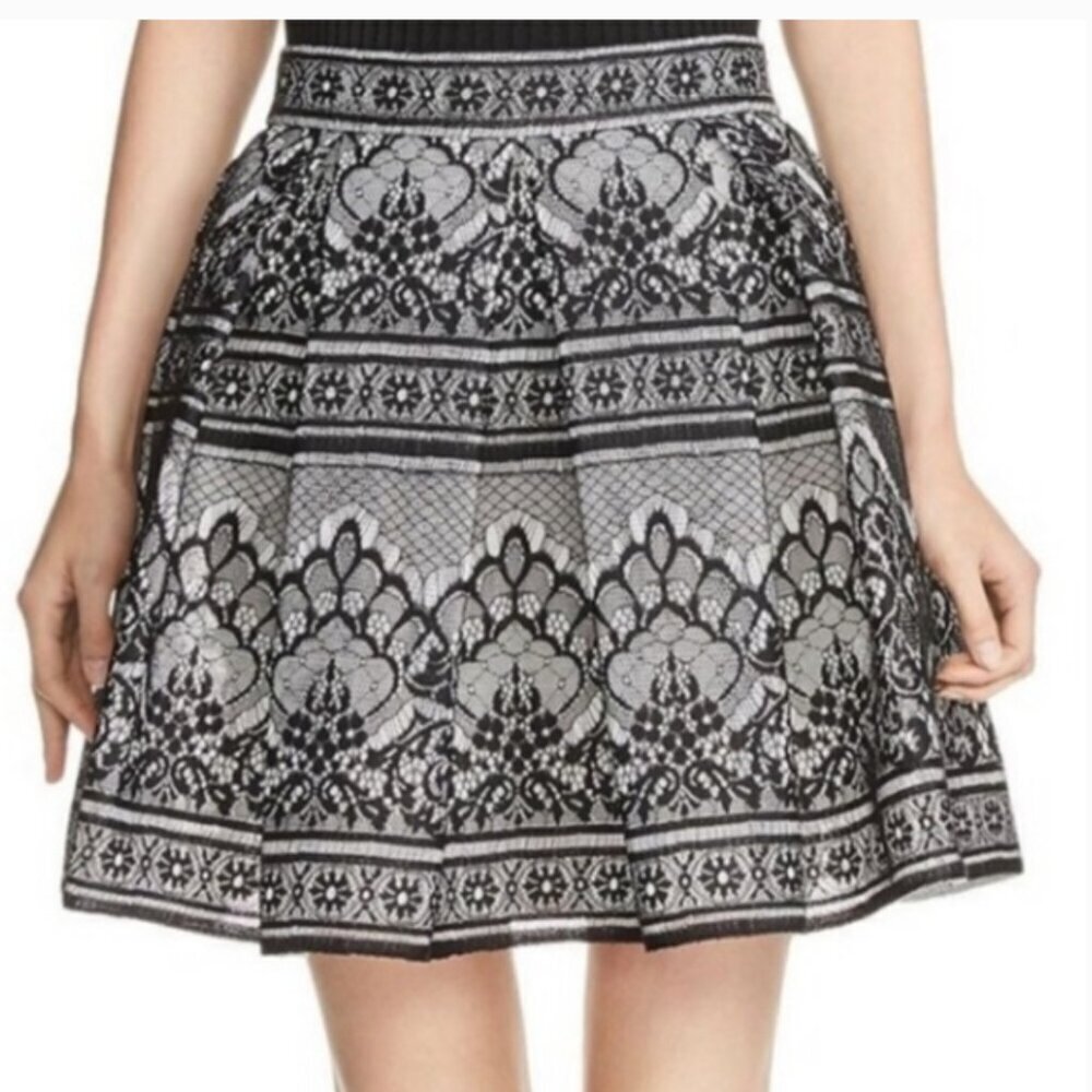 Maje Jupe Boule Mini Skirt Fit Flare Lace Floral Box Pleated White Black Medium